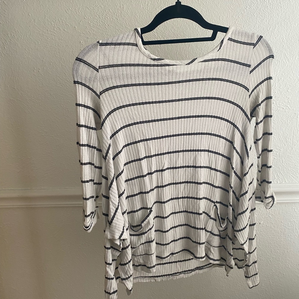 Alta (from Francesca’s) top with cutie details